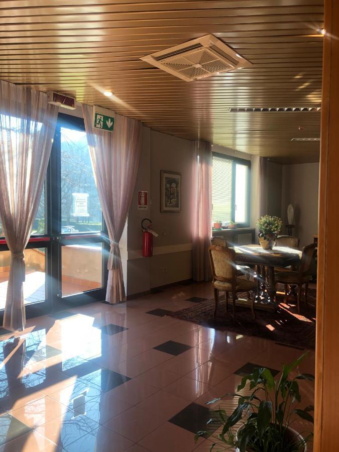 Albergo Casa Dell'Ospite Brescia Exterior photo